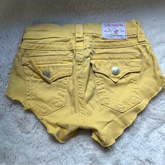 True Religion Yellow Joey Cut Off Shorts Sz 26 - Picture 2 of 8